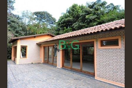 20_photo/94cf007609.ae6c0d4ae2e822c2-ATLAS-97b5d4d6-35c2-4f05-a73b-cc0fb876ca4b.jpg de casa à venda com 4 quartos, 1150m² em Vila Santo Antonio de Carapicuiba, Cotia