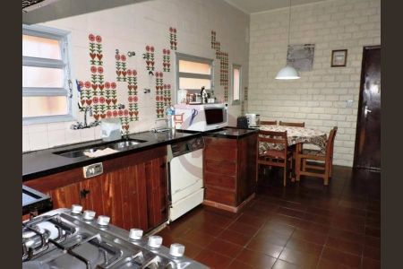 20_photo/94cf007609.ae6c0d4ae2e822c2-ATLAS-a32a36ae-9d8c-46d0-b3b6-b25d5e09e3e0.jpg de casa à venda com 4 quartos, 1150m² em Vila Santo Antonio de Carapicuiba, Cotia