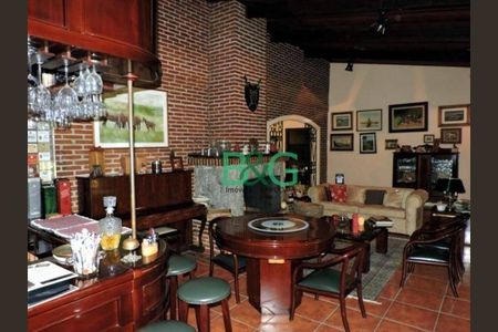 6_photo/94cf007609.ae6c0d4ae2e822c2-ATLAS-b370a320-08c8-403b-b485-2627166d85eb.jpg de casa à venda com 4 quartos, 1150m² em Vila Santo Antonio de Carapicuiba, Cotia