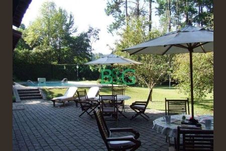 25_photo/94cf007609.ae6c0d4ae2e822c2-ATLAS-d5f828cc-a7be-4768-8f46-e7896e83429c.jpg de casa à venda com 4 quartos, 1150m² em Vila Santo Antonio de Carapicuiba, Cotia