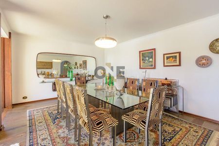 9_photo/94cf007611.9f73e101bd22bb98-ATLAS-1dab169c-b41a-437b-a6fa-4d54e06e4181.jpg de casa à venda com 4 quartos, 1400m² em Vila Santo Antonio de Carapicuiba, Cotia