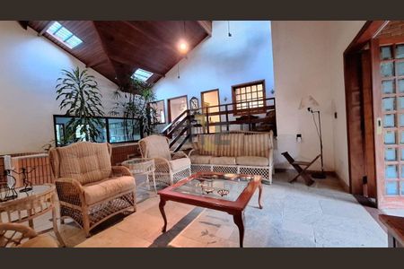 7_photo/94cf007611.9f73e101bd22bb98-ATLAS-45f1a225-3034-4eac-bbef-22dac5828cdb.jpg de casa para alugar com 4 quartos, 960m² em Vila Santo Antonio de Carapicuiba, Cotia