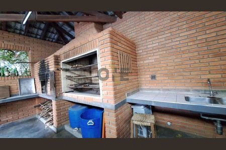 97_photo/94cf007611.9f73e101bd22bb98-ATLAS-8c74a42d-35c8-407e-9803-5e1b8262ca4d.jpg de casa para alugar com 4 quartos, 960m² em Vila Santo Antonio de Carapicuiba, Cotia