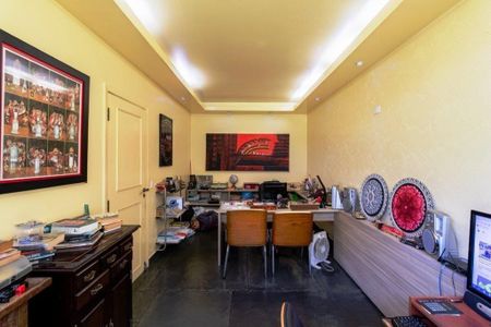 4_photo/94cf00765d.5d0fc8648d64f8b7-ATLAS-2a535f9e-e296-4ec1-bfc3-230d39fbf64d.jpg de casa à venda com 4 quartos, 1000m² em Parque Silvino Pereira, Cotia