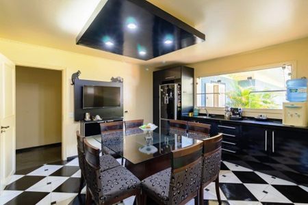 8_photo/94cf00765d.5d0fc8648d64f8b7-ATLAS-69d8ce9c-940c-4e16-89d5-d9e2cadd9c23.jpg de casa à venda com 4 quartos, 1000m² em Parque Silvino Pereira, Cotia