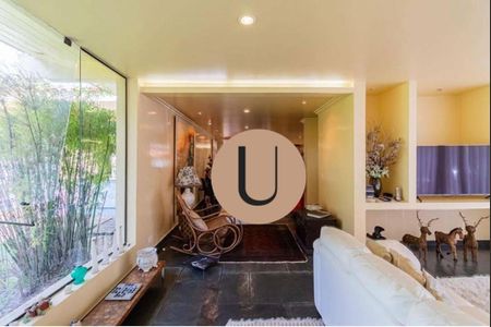 19_photo/94cf00765d.5d0fc8648d64f8b7-ATLAS-fec1b94e-e366-4729-8c99-d6bd8224e3a3.jpg de casa à venda com 4 quartos, 1055m² em Parque Silvino Pereira, Cotia