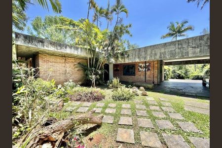 8_photo/94cf007675.cd6912d4e48c45dd-ATLAS-38c30b95-487d-4089-a251-252c0a1db02d.jpg de casa à venda com 3 quartos, 243m² em Chácara Eliana, Cotia