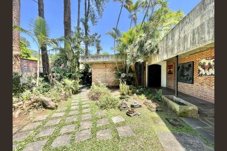 7_photo/94cf007675.cd6912d4e48c45dd-ATLAS-b8e61878-cd5e-4985-9ba0-966471f7c232.jpg de casa à venda com 3 quartos, 243m² em Chácara Eliana, Cotia