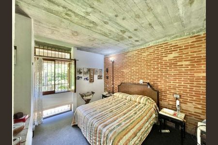 37_photo/94cf007675.cd6912d4e48c45dd-ATLAS-e4569fd8-43f8-48bb-beea-d8dabee4b059.jpg de casa à venda com 3 quartos, 243m² em Chácara Eliana, Cotia