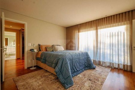 2_photo/94cf007a0f.01df1c19777e84fc-ATLAS-4c5fd335-c7a8-46ba-94c8-e646323ffe9b.jpg de casa de condomínio à venda com 3 quartos, 600m² em Vila Dirce, Carapicuíba