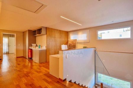 10_photo/94cf007a0f.01df1c19777e84fc-ATLAS-5304d9ad-f902-4e0b-ab6c-a22cda38d4dc.jpg de casa de condomínio à venda com 3 quartos, 600m² em Vila Dirce, Carapicuíba