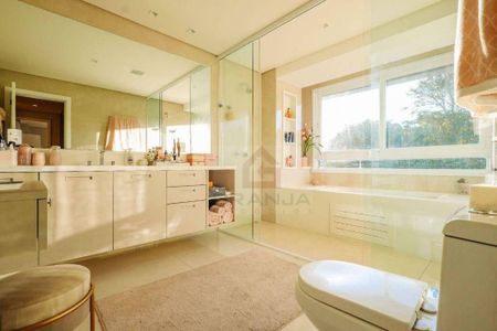 10_photo/94cf007a0f.01df1c19777e84fc-ATLAS-c1252eaa-a6d3-4618-b854-1235be04cfeb.jpg de casa de condomínio à venda com 3 quartos, 600m² em Vila Dirce, Carapicuíba