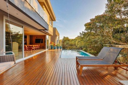 4_photo/94cf007a0f.01df1c19777e84fc-ATLAS-fbd2d312-9822-4e15-b2d7-864b6ca40fd5.jpg de casa de condomínio à venda com 3 quartos, 600m² em Vila Dirce, Carapicuíba