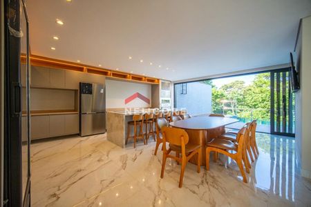 32_photo/94cf007aa3.93b8fa184532727f-ATLAS-e282a71e-e06c-4bd5-9364-f406ec508f74.jpg de casa de condomínio à venda com 4 quartos, 710m² em Chácara dos Lagos, Carapicuíba