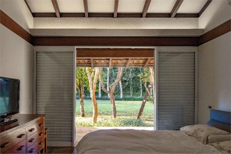 10_photo/94cf007b51.5b63f18bcccc212e-ATLAS-3a6bd3ab-4f9c-42fc-ad32-462f8ed1e20e.jpg de casa de condomínio à venda com 3 quartos, 274m² em Recanto Impla, Carapicuíba