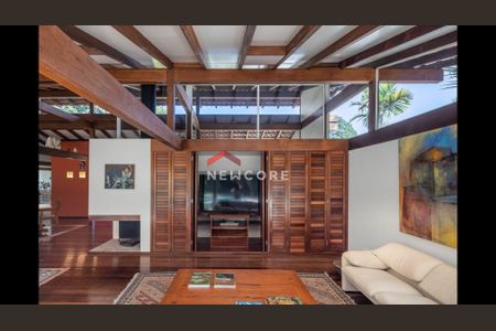 4_photo/94cf007b51.5b63f18bcccc212e-ATLAS-735e587c-e479-45b7-a511-bebdf428e7b2.jpg de casa de condomínio à venda com 3 quartos, 274m² em Recanto Impla, Carapicuíba