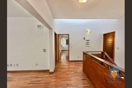 27_photo/94cf007b53.2008f600ea595daf-ATLAS-2f36a8ee-e8e3-470a-9440-a83d2eefaef5.jpg de casa de condomínio à venda com 4 quartos, 297m² em Recanto Impla, Carapicuíba