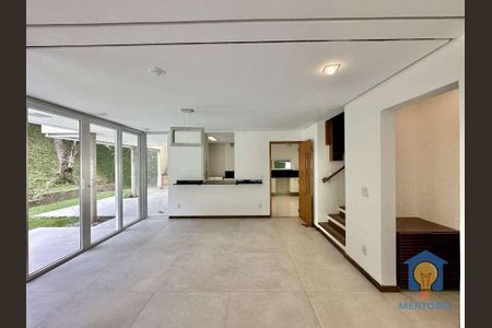 18_photo/94cf007b53.2008f600ea595daf-ATLAS-4393bfe8-21a2-4ff7-b5bf-dfbadcd40486.jpg de casa de condomínio à venda com 4 quartos, 297m² em Recanto Impla, Carapicuíba