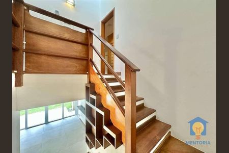 24_photo/94cf007b53.2008f600ea595daf-ATLAS-4e4120cd-cfa1-42bd-9d45-fd23a5272a12.jpg de casa de condomínio à venda com 4 quartos, 297m² em Recanto Impla, Carapicuíba