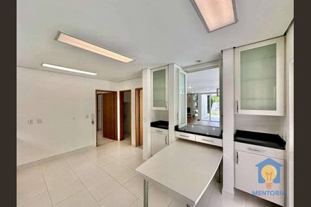 22_photo/94cf007b53.2008f600ea595daf-ATLAS-5ded33ab-0385-48a6-b2cf-6543c74fb21e.jpg de casa de condomínio à venda com 4 quartos, 297m² em Recanto Impla, Carapicuíba