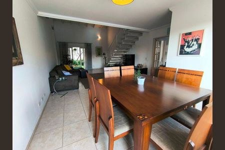 7_photo/94cf007bbb.ceff8192393c33de-ATLAS-233c416b-9c36-4c88-bb7b-b00d0ca67542.jpg de casa à venda com 3 quartos, 140m² em Parque Silvino Pereira, Cotia