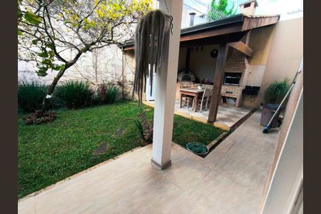 25_photo/94cf007bbb.ceff8192393c33de-ATLAS-61a76d0a-23f8-449c-b370-e5db7ae67af9.jpg de casa à venda com 3 quartos, 140m² em Parque Silvino Pereira, Cotia