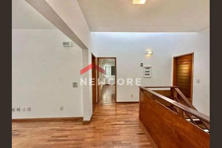 28_photo/94cf007ca9.93b8fa184532727f-ATLAS-18d8ce27-9dfc-435f-9f62-c8b70e0668bc.jpg de casa de condomínio à venda com 5 quartos, 297m² em Recanto Impla, Carapicuíba