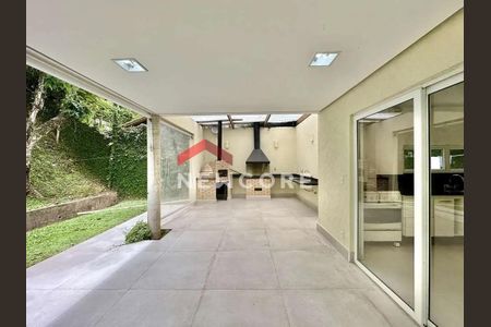 50_photo/94cf007ca9.93b8fa184532727f-ATLAS-79412086-b8bc-4e2a-a408-81e96f65e0a6.jpg de casa de condomínio à venda com 5 quartos, 297m² em Recanto Impla, Carapicuíba