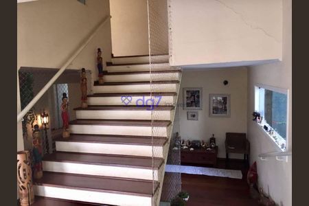 7_photo/94cf007d13.9c5a8d74db8d7fa8-ATLAS-711c639b-68ef-48e3-bd0d-2579e4812e52.jpg de casa à venda com 4 quartos, 700m² em Granja Viana II, Cotia