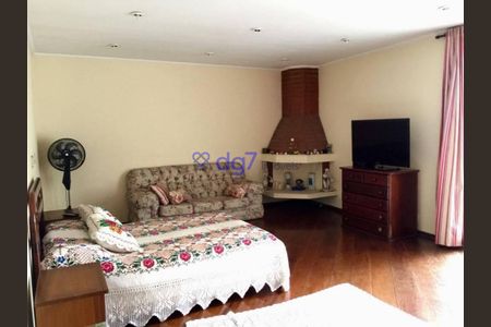 8_photo/94cf007d13.9c5a8d74db8d7fa8-ATLAS-7b40fcff-c76e-4e4e-8f40-9d90313531f0.jpg de casa à venda com 4 quartos, 700m² em Granja Viana II, Cotia