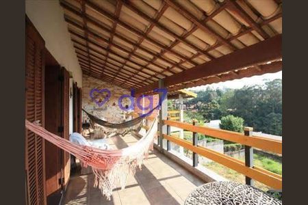 11_photo/94cf007d13.b56c2de3048c3444-ATLAS-397ca4b3-bf6d-47cd-94b6-4b039c15c120.jpg de casa à venda com 4 quartos, 500m² em Granja Viana II, Cotia