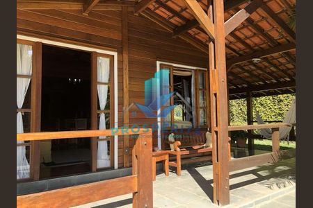 11_photo/94cf007d2b.e74aaaaaf6ba2d9e-ATLAS-d3d4ea5d-506f-432a-8a30-cc54c9a96cbc.jpg de casa de condomínio à venda com 3 quartos, 237m² em Granja Viana II, Cotia