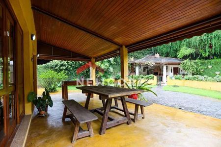 7_photo/94cf007d51.51e9d72e285c0521-ATLAS-9856e469-e64d-4e15-b2a9-283654d153de.jpg de casa de condomínio à venda com 4 quartos, 482m² em Granja Viana II, Cotia