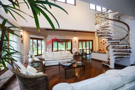 13_photo/94cf007d51.51e9d72e285c0521-ATLAS-b12ae977-f6ab-4412-bcf8-bfd4430eac4e.jpg de casa de condomínio à venda com 4 quartos, 482m² em Granja Viana II, Cotia