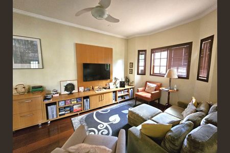 17_photo/94cf007d6d.6599aa42b71a6f37-ATLAS-4bc48561-4b8b-478d-9100-8a3f7ffcbc85.jpg de casa à venda com 3 quartos, 550m² em Granja Viana II, Cotia