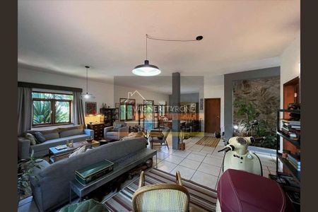 9_photo/94cf007d77.38b2e85bf3e28a1f-ATLAS-ad0ea0ca-1294-45da-b2d6-4f335c7d053d.jpg de casa à venda com 5 quartos, 551m² em Granja Viana II, Cotia