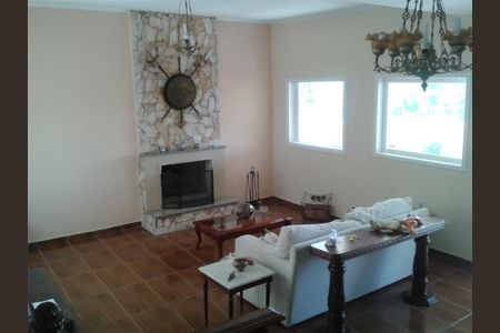 3_photo/94cf007e4b.8a706a3c1c8a5b40-ATLAS-154e7b0b-b13e-44fb-930b-72d7f6c42076.jpg de casa de condomínio à venda com 5 quartos, 620m² em Granja Viana II, Cotia