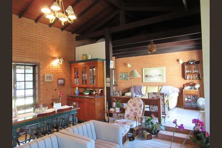 3_photo/94cf007fa3.646fae3a1fa4a2d8-ATLAS-341efd88-8ce0-4e7f-bbf6-92d9883ad54c.jpg de casa de condomínio à venda com 4 quartos, 462m² em Granja Viana II, Cotia