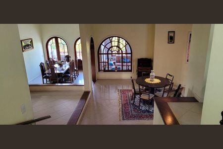 3_photo/94cf007fc5.7074836f32d875df-ATLAS-cc04f363-3a88-4a78-8af3-fb3b910d30e1.jpg de casa à venda com 7 quartos, 857m² em Granja Viana II, Cotia