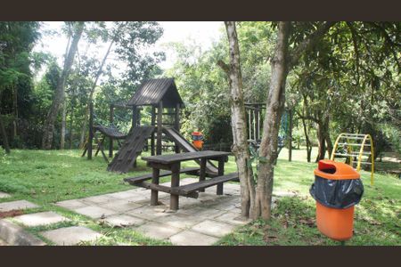 8_photo/94cf007ff9.2589b1fd00b31c34-ATLAS-2afdb1da-27c7-4099-bf7b-7559d64e27a0.jpg de casa à venda com 4 quartos, 300m² em Granja Viana II, Cotia