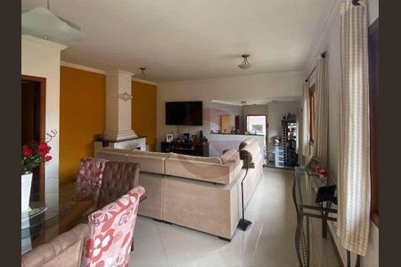 8_photo/94cf008221.b54e84cad56d527a-ATLAS-6d69b7e2-db5e-4602-8a03-7c9d310b3c3c.jpg de casa à venda com 3 quartos, 361m² em Granja Viana II, Cotia