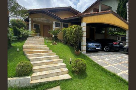 3_photo/94cf008221.b54e84cad56d527a-ATLAS-cfb44c52-76ac-494b-8e08-c914bceb5cd4.jpg de casa à venda com 3 quartos, 361m² em Granja Viana II, Cotia