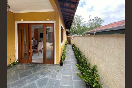 15_photo/94cf008221.b54e84cad56d527a-ATLAS-e528fc08-ad9a-48e9-ab2c-41051792e66d.jpg de casa à venda com 3 quartos, 361m² em Granja Viana II, Cotia