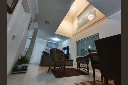 7_photo/94cf00829d.732b7fd8aaa5f07d-ATLAS-5c13ef98-7d53-4511-86b2-e35abac7a2fe.jpg de casa de condomínio à venda com 4 quartos, 220m² em Residencial Park, Cotia