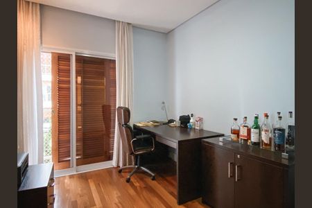 5_photo/94cf008317.adbb37f92a381176-ATLAS-4542e7a9-93cd-4255-9186-ff345184a749.jpg de casa de condomínio à venda com 3 quartos, 180m² em Granja Viana II, Cotia