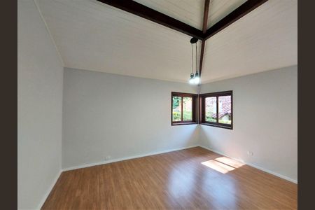 4_photo/94cf008329.f2bfaed4af7a5e8b-ATLAS-42cabca0-b11d-4c0e-9180-3c141e3389bc.jpg de casa à venda com 4 quartos, 282m² em Granja Viana II, Cotia