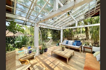 11_photo/94cf0083b3.967bb43d6f31e30b-ATLAS-80e4a5ad-a0e3-41e5-adff-90b5ee95302c.jpg de casa de condomínio à venda com 4 quartos, 282m² em Granja Viana II, Cotia