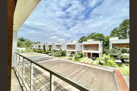 5_photo/94cf0083b5.7d44486df2fbe63f-ATLAS-101555ca-e336-4348-832c-e358b08e218c.jpg de casa de condomínio à venda com 3 quartos, 173m² em Granja Viana II, Cotia