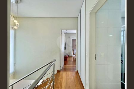 6_photo/94cf0083b5.7d44486df2fbe63f-ATLAS-c59fce26-2b1b-42b1-b6f3-3c4ffa36a9c8.jpg de casa de condomínio à venda com 3 quartos, 173m² em Granja Viana II, Cotia