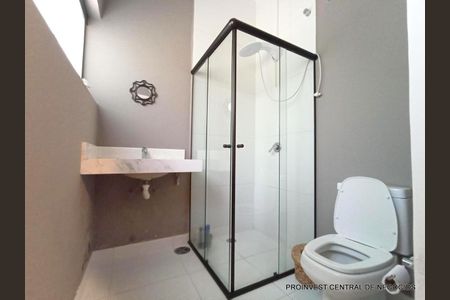 33_photo/94cf008685.80fb811e5b7edecb-ATLAS-4e073984-cfb3-4e38-87ed-a19f0f33e1e7.jpg de casa de condomínio à venda com 4 quartos, 218m² em Granja Viana II, Cotia